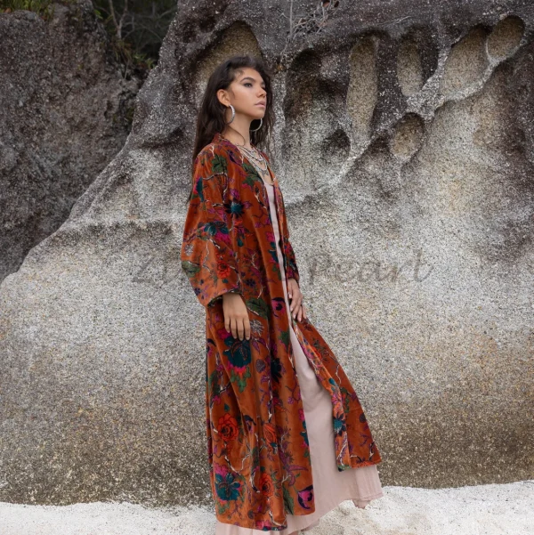 Mai Velvet Kimono - True Elegance: Handmade Lux for the Free-Spirited Soul – Unleash Your Boho-Chic Style at Zinnia Pearl - Inclusive Sizing - Image 2