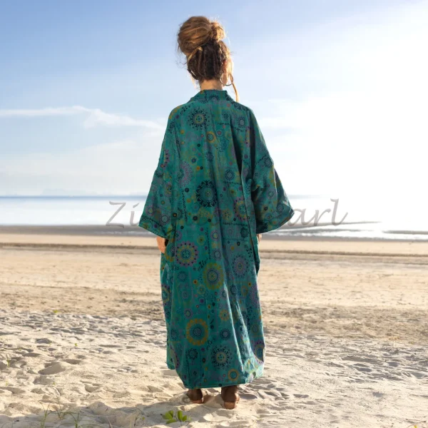 Mai Velvet Kimono – Experience Elevated Luxury – Exceptionally Handcrafted, Timelessly Stylish, Thoughtfully Designed for All Body Types - Image 3