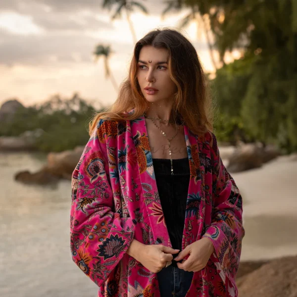 Mei - Velvet Whispers - Short Velvet Kimono - Luxurious Handmade Gift for Boho Lovers - Image 3