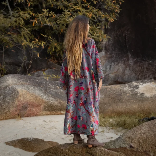 Mai Velvet Kimono: Embrace the Velvet Dream – Exceptionally Handcrafted, Timelessly Stylish, and Thoughtfully Designed for All Body Types - Image 3