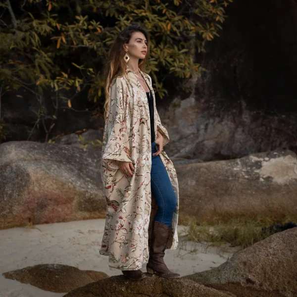 Mai Velvet Kimono - True Elegance: Handmade Lux for the Free-Spirited Soul – Unleash Your Boho-Chic Style at Zinnia Pearl - Inclusive Sizing