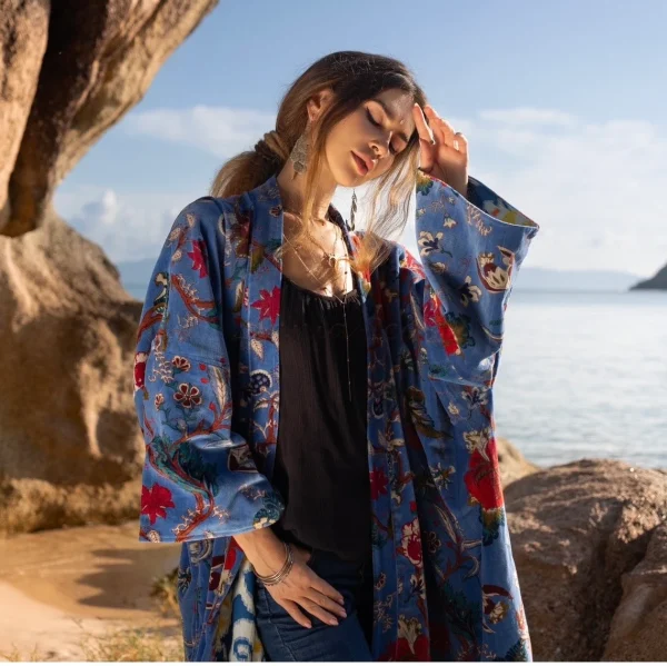 Mai Velvet Kimono: Embrace the Velvet Dream – Exceptionally Handcrafted, Timelessly Stylish, and Thoughtfully Designed for All Body Types - Image 2