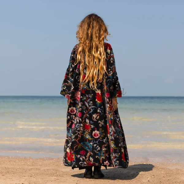 MAI Velvet Kimono: A Timeless Expression of Style – Handcrafted Luxury for the Free-Spirited Soul – The Boho Velvet Dream – Inclusive Sizing - Image 2