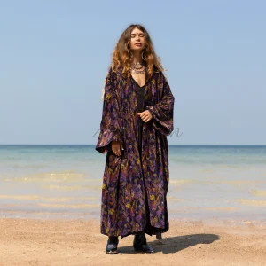 MAI Velvet Kimono: A Timeless Expression of Style – Handcrafted Luxury for the Free-Spirited Soul – The Boho Velvet Dream – Inclusive Sizing