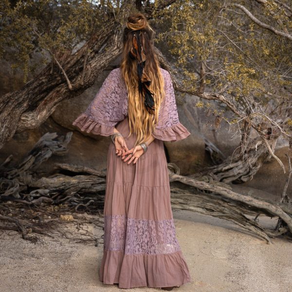 Radiate Elegance in Our Lunette Lace-Trimmed Dress - The Boho-Chic Kaftan Pullover for Your Engagement, Resort Getaways, and Dreamy Vacation