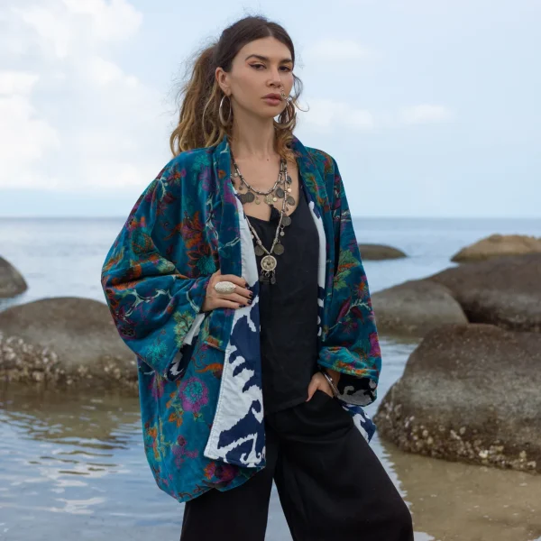 Mei - Velvet Whispers - Handmade Kimono Jacket for Boho Lovers - Inclusive Sizes - Exquisitely Crafted for your Unique Style - Image 3