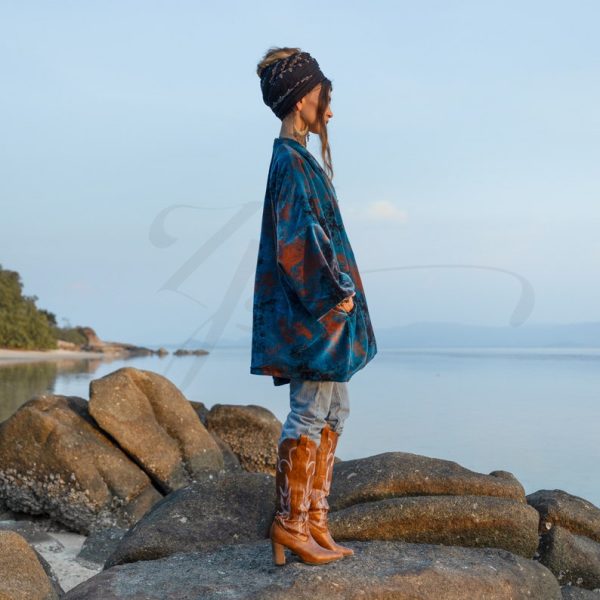 Mei - Velvet Whisper Kimono - handmade jacket for Boho lovers - inclusive Sizes - Exquisitely Crafted for Your Unique Style - Image 2