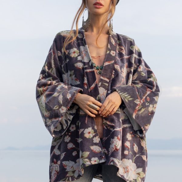 Mei - Velvet Whisper Kimono - handmade jacket for Boho lovers - inclusive Sizes - Exquisitely Crafted for Your Unique Style - Image 2