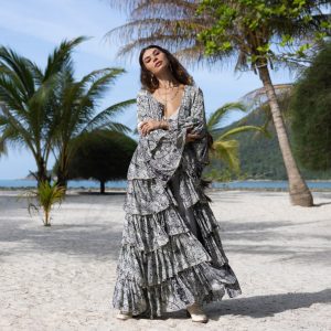 Bali Kimono - Silky Sophistication: Perfect for Beach Getaways, Weddings, House Parties, and Stylish Lounge Outings - Inclusive Sizing to 3X