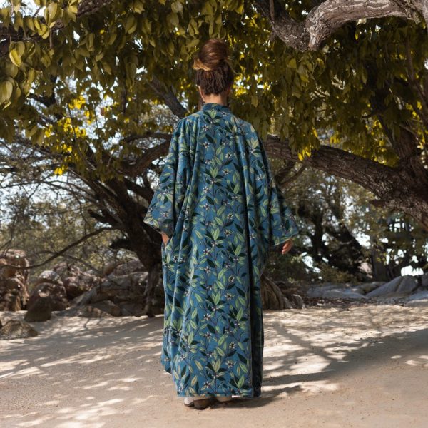 Mai Velvet Kimono: A Classic Elegant Piece for the Free-Spirited Soul – Handmade with Care for Every Body in Mind Perfect Year - Round Style - Image 3